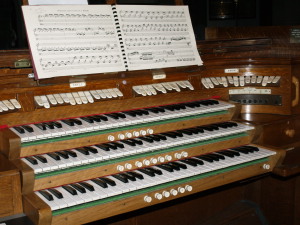 organ console